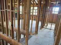 House 1589315385