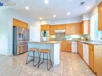 House 1592740425