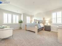 House 1592740536