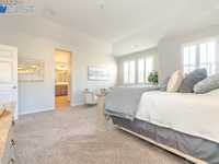 House 1592740556