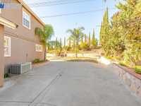 House 1592740667