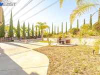 House 1592740678