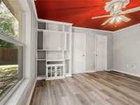 House 1599945547