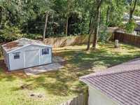 House 1599945582