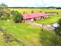 House 1924807206