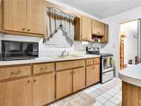 House 1611704560