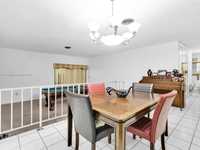 House 1611704573