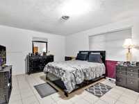 House 1611704607