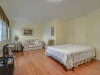 House 1611374804