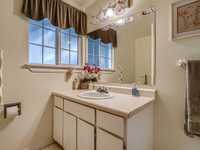 House 1611374807