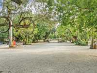 House 1685509868