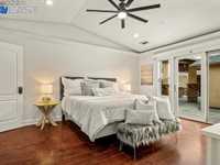 House 1628653807