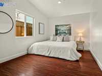 House 1628653819