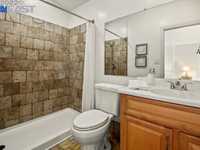 House 1628653820