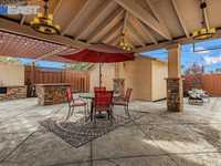 House 1628653822