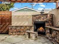 House 1628653825