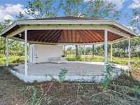 House 1641500061