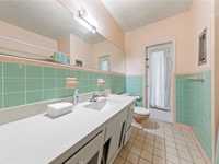 House 1641385448