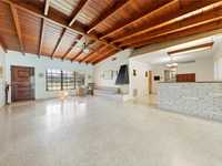 House 1641385438