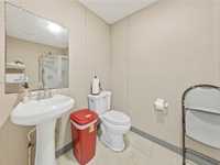 House 1649956281
