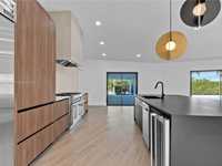 House 1646423676