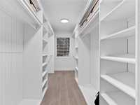 House 1646423738