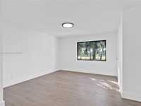 House 1646423754