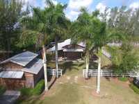 House 1904794595