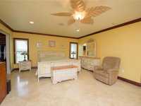 House 1807734489