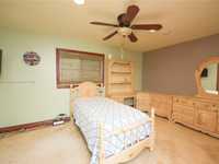 House 1807734551