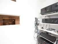 House 1807734597