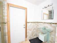 House 1807734614