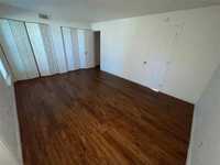 House 1649784303