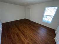 House 1649784308