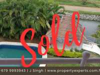 House 3139990247