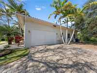 House 1688299977