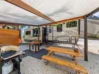 House 1688300206