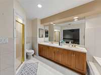 House 1711833903