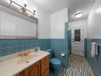 House 1711833931