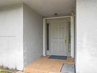 House 1733728080