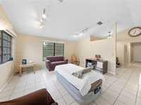 House 1733728092