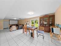 House 1733728030