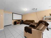 House 1733728031