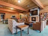 House 1721997722
