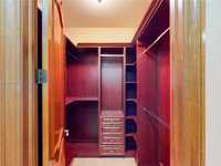 House 1835180642