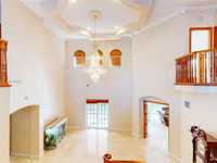 House 1835180644