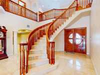 House 1835180565