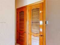 House 1835180661