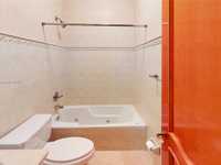 House 1835180672