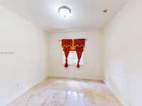 House 1835180729